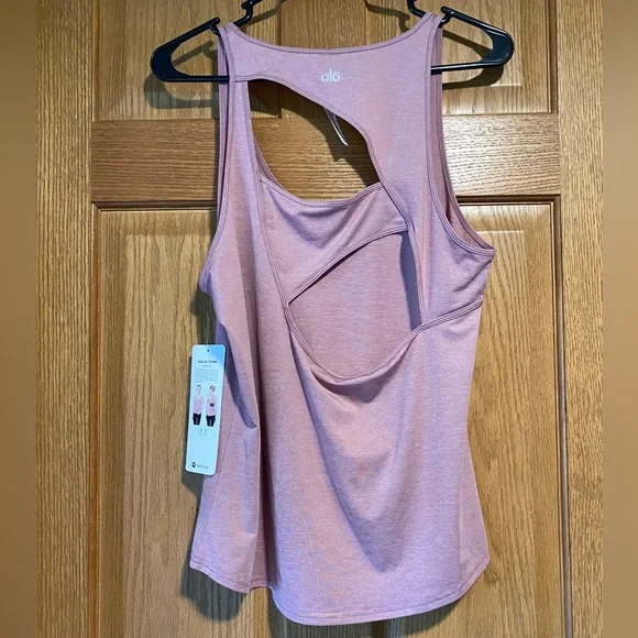 Alo tank - Picture 1 of 6